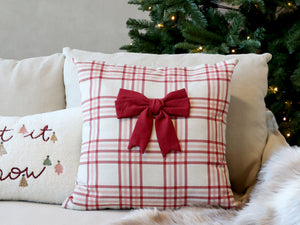 Tartan cushion with bow - red
