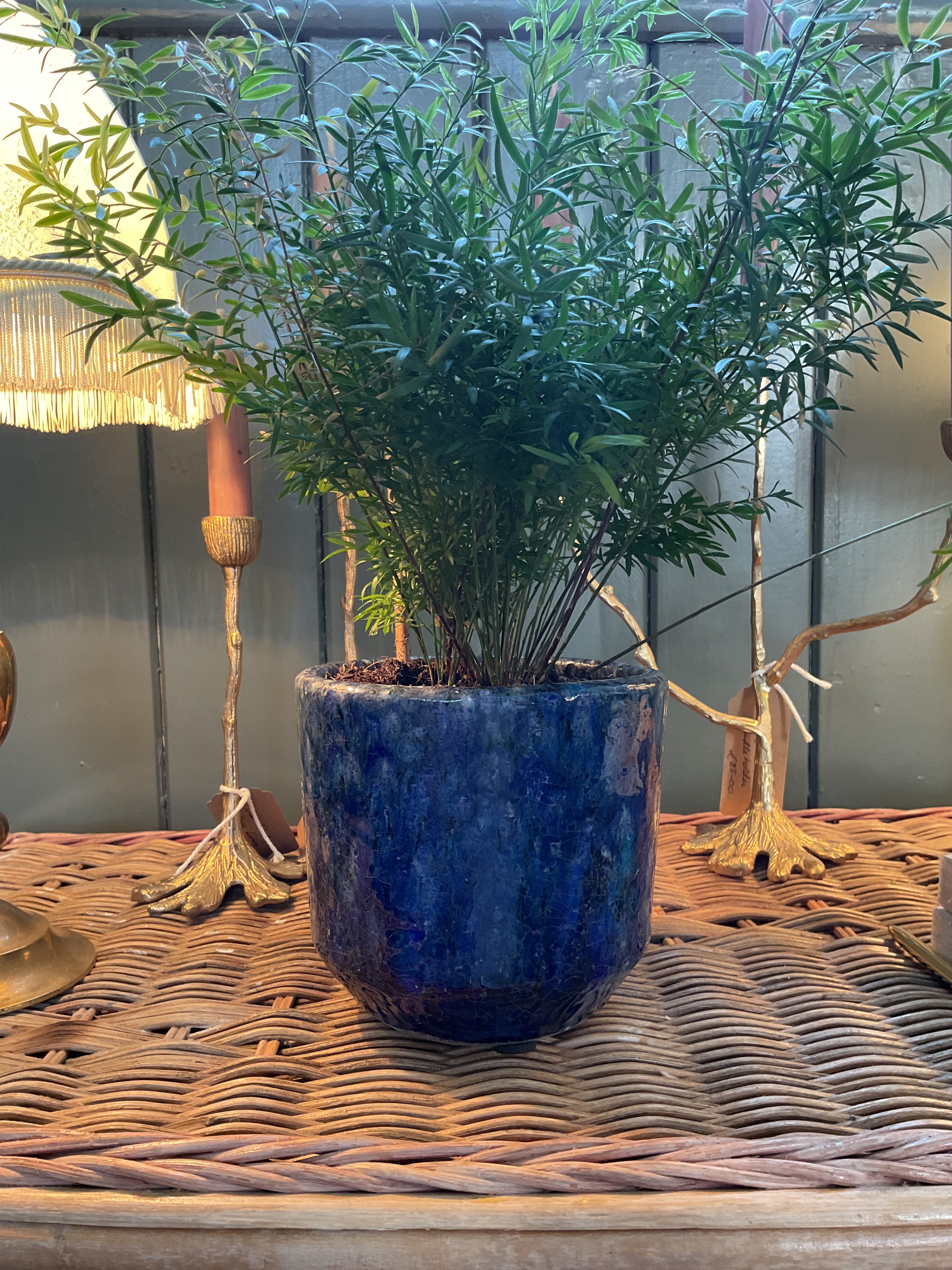 Nilay blue flower pot