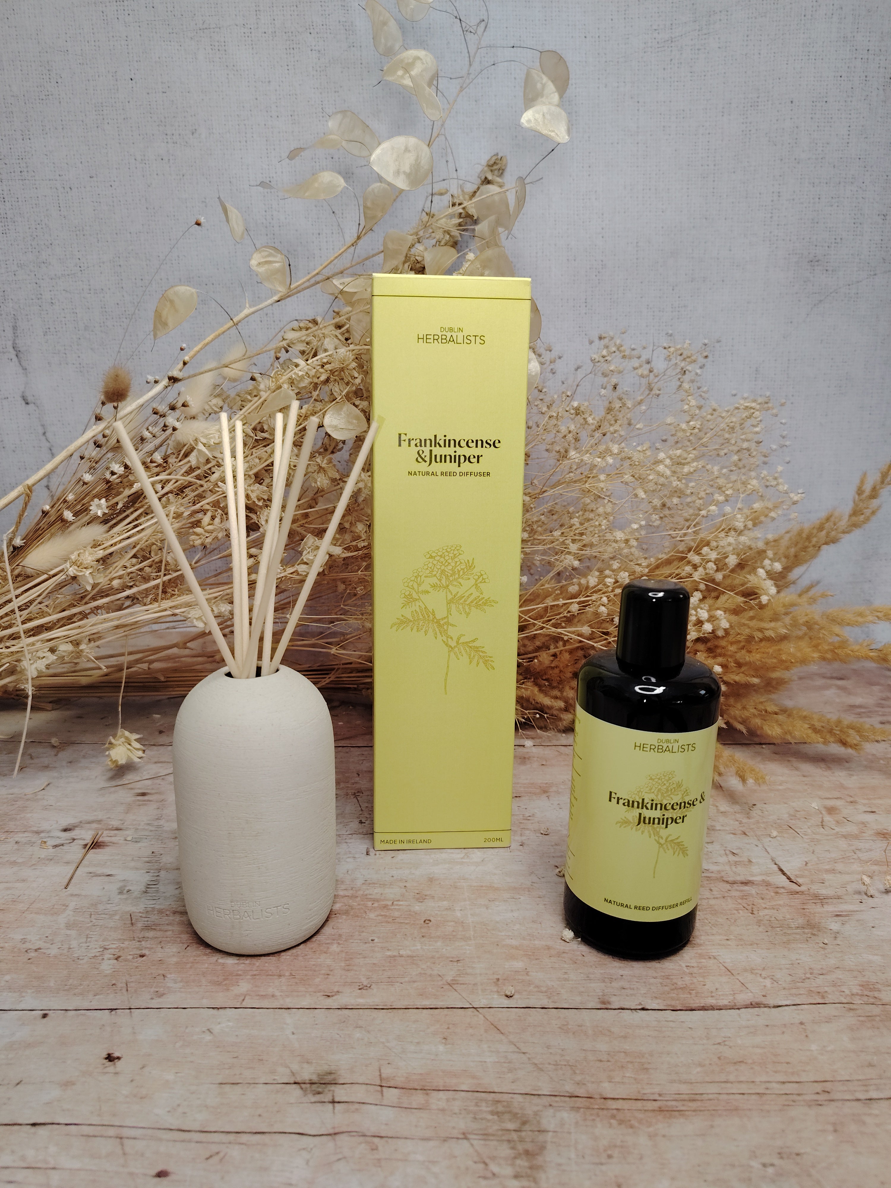 Dublin Herbalists Frankincense & Juniper Diffuser Set
