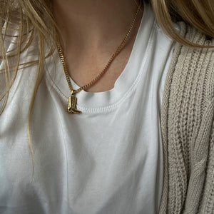 Realta Cowboy Boot Necklace