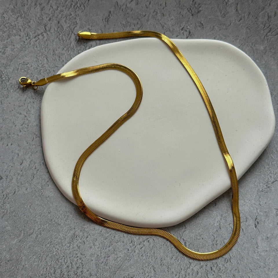 Realta Classic Snakechain Necklace