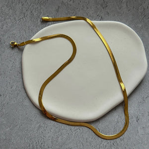 Realta Classic Snakechain Necklace