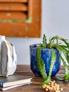 Nilay blue flower pot