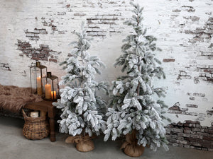 Snow-covered festive tree - large