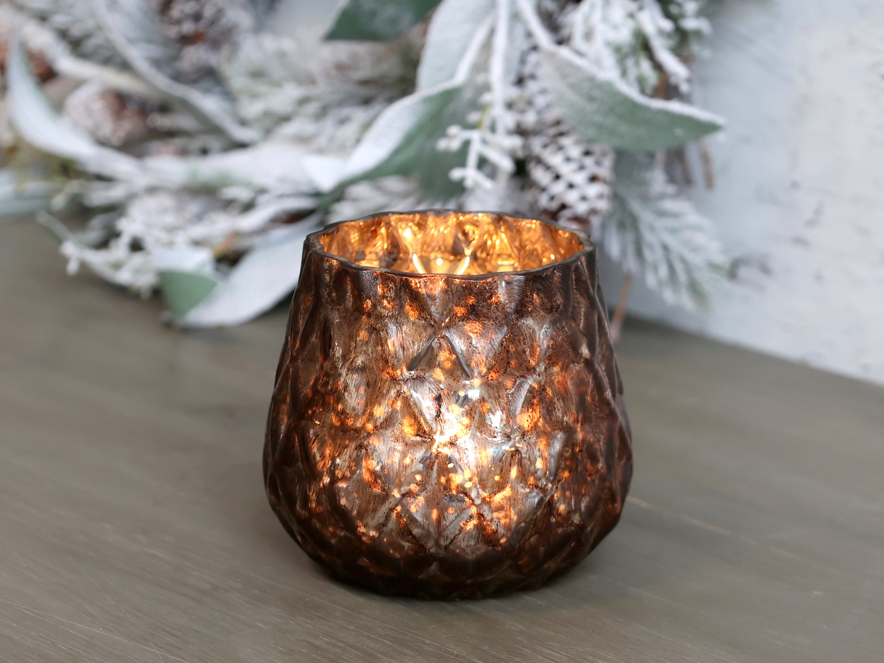Tealight holder in antique mocca